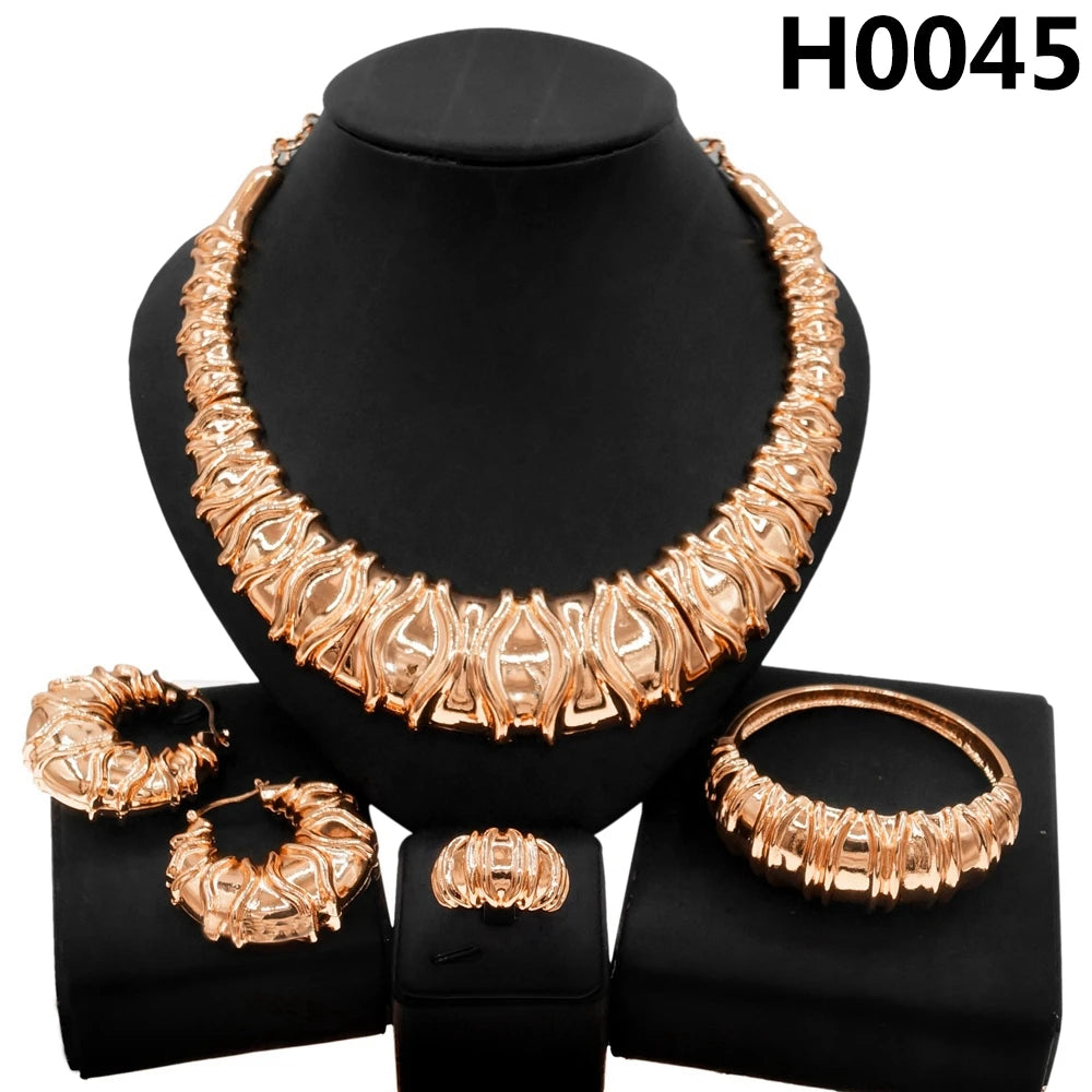 Necklace Set with Accessories